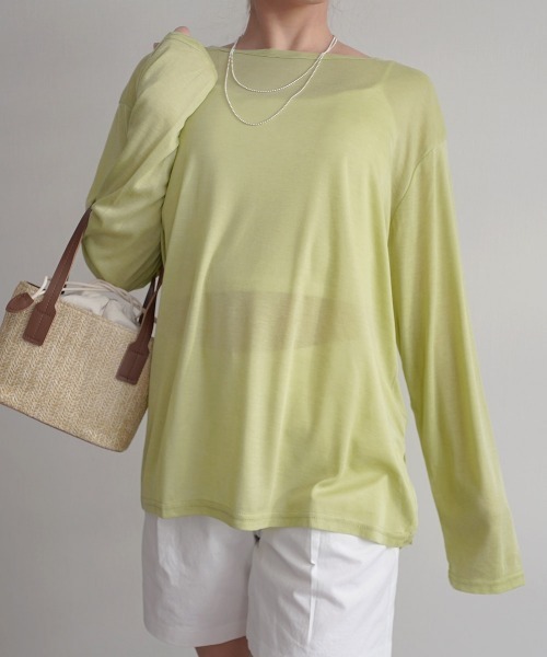 Rashik（ラシク）の「サイドスリットシアートップス（Tシャツ/カットソー・レディース・ホワイト/ピンク/ミント/オリーブ/ブラック/ライトイエロー/ブルー/グレー・FREE）」の5枚目の写真