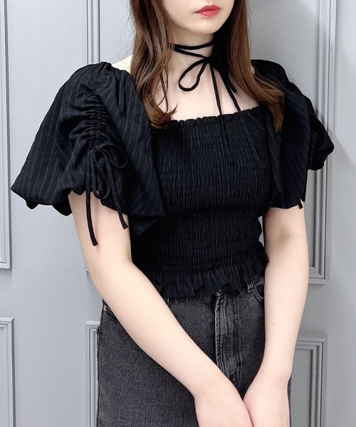 INGNI（イング）の「シャーリングオフショルブラウス（シャツ/ブラウス・レディース・オフホワイト/ブラウン系その他2/ネイビー系2/ブラック/ブラック系/ピンク・M）」の16枚目の写真