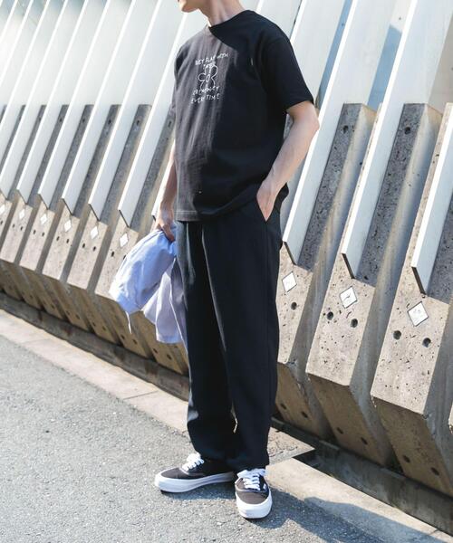 ITEMS URBANRESEARCH(アイテムズ アーバンリサーチ)の「レタード刺繍Tシャツ creativity(Tシャツ/カットソー・メンズ・チャコールグレー/ブラック/ホワイト・MEDIUM/LARGE)」の10枚目の写真