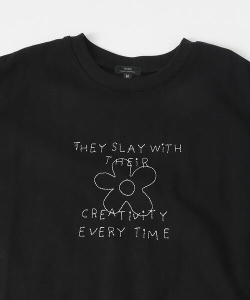 ITEMS URBANRESEARCH(アイテムズ アーバンリサーチ)の「レタード刺繍Tシャツ creativity(Tシャツ/カットソー・メンズ・チャコールグレー/ブラック/ホワイト・MEDIUM/LARGE)」の4枚目の写真