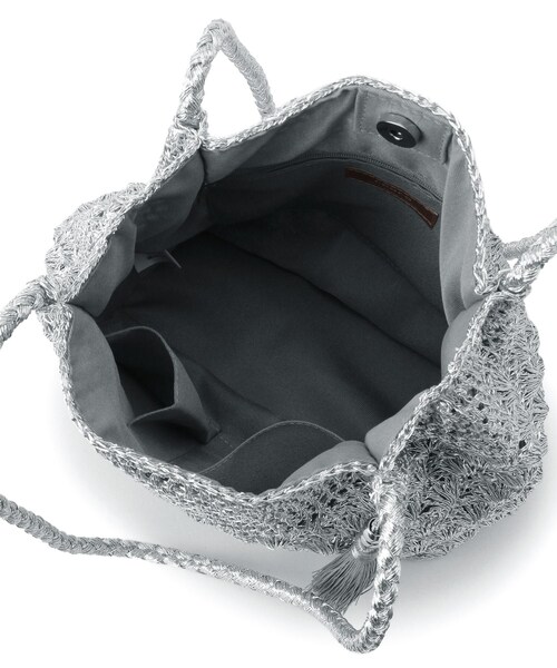 Sunauna(スーナウーナ)の「◆【こなれ見え!/肩掛け可能/軽量】メタリックトートバッグ(トートバッグ・レディース・シルバー/ゴールド/ブラック・00)」の8枚目の写真