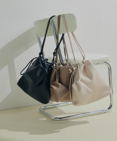 ECREL(エクレール)の「ポーチセットドロストショルダーバッグ(ショルダーバッグ・レディース・ベージュ/ブラック/アイボリー・FREE)」の16枚目の写真