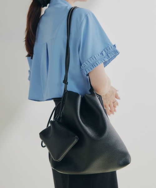 ECREL(エクレール)の「ポーチセットドロストショルダーバッグ(ショルダーバッグ・レディース・ベージュ/ブラック/アイボリー・FREE)」の14枚目の写真