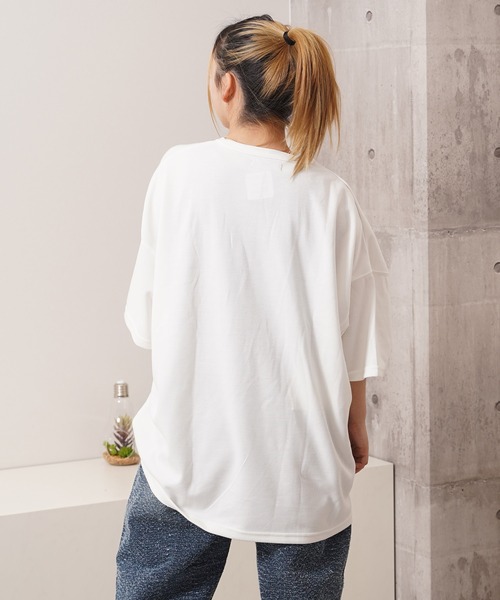 1111clothing(ワンフォークロージング)の「スーパービッグ ドルマンTシャツ / Super Big Dolman T-Shirt(Tシャツ/カットソー・レディース・ピンク/その他/チャコールグレー/ホワイト/ブラック・M/L)」の9枚目の写真