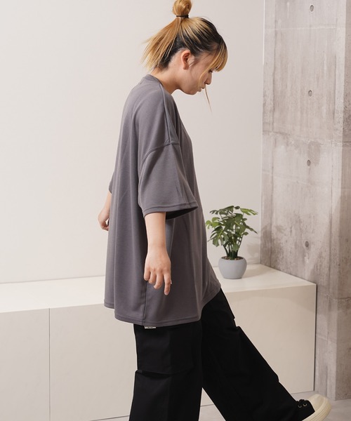 1111clothing(ワンフォークロージング)の「スーパービッグ ドルマンTシャツ / Super Big Dolman T-Shirt(Tシャツ/カットソー・レディース・ピンク/その他/チャコールグレー/ホワイト/ブラック・M/L)」の20枚目の写真