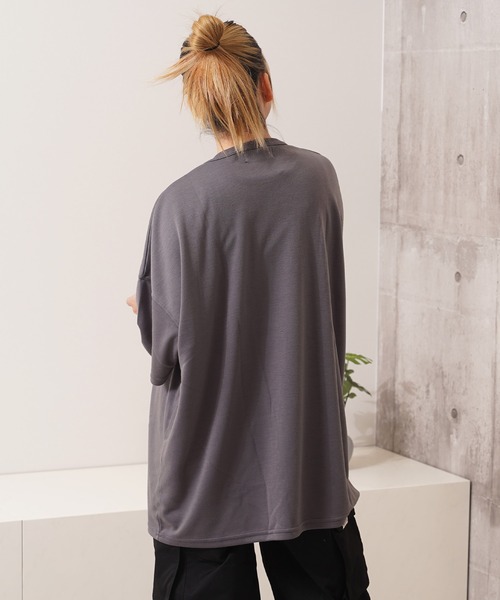 1111clothing(ワンフォークロージング)の「スーパービッグ ドルマンTシャツ / Super Big Dolman T-Shirt(Tシャツ/カットソー・レディース・ピンク/その他/チャコールグレー/ホワイト/ブラック・M/L)」の21枚目の写真