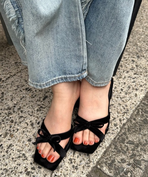 FOREVER 21（フォーエバー トゥエンティーワン）の「【2025SS】アソートリボンサンダル（サンダル・レディース・ストライプ/ブラック・LARGE/MEDIUM）」の20枚目の写真