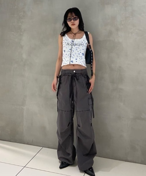 SLY（スライ）の「FLOWER PRINT T/T フラワープリント タンクトップ 夏服（タンクトップ・レディース・ライトブルー/ホワイト・FREE）」の16枚目の写真