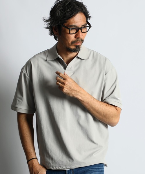The DUFFER of ST.GEORGE（ザダファーオブセントジョージ）の「「AIR FLEX」MOSS STITCH SKIPPER POLO：高収縮機能素材「エアフレックス」鹿の子編み スキッパーポロシャツ（ポロシャツ・メンズ・ネイビー/ライトグレー/ホワイト・X-LARGE/LARGE/MEDIUM）」の6枚目の写真