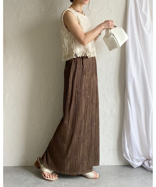 She's Closet（シーズクローゼット）の「ウェーブプリーツIラインバックスリットハイウエストロングプリーツスカート（スカート・レディース・ブラウン/オフホワイト/ブラック・FREE）」の16枚目の写真