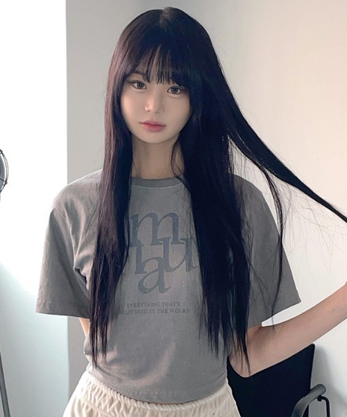 muahmuah(ムーアムーア)の「A'GEM/9 × .kom『muah muah/ムーアムーア』Cropped Half T-Shirt/ピグメント クロップハーフ Tシャツ(Tシャツ/カットソー・レディース・ホワイト/グレー/ピンク/チャコールグレー/ブルー・FREE)」の6枚目の写真