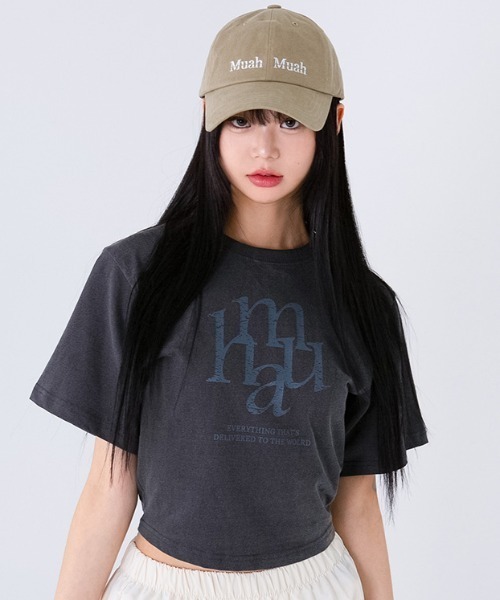 A'GEM/9 × .kom『muah muah/ムーアムーア』Cropped Half T-Shirt