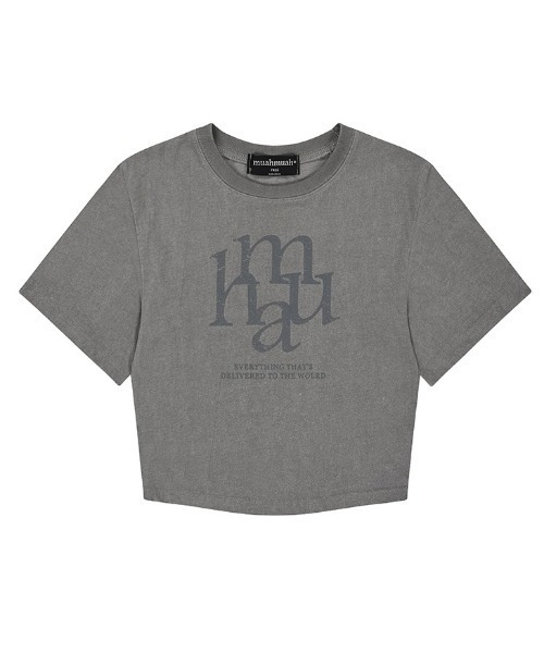 A'GEM/9 × .kom『muah muah/ムーアムーア』Cropped Half T-Shirt