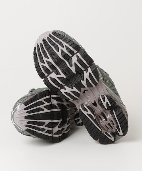 MIZUNO（ミズノ　）の「【MIZUNO】ミズノ WAVE PROPHECY LS（スニーカー・メンズ・グリーン・26cm/26.5cm/23.5cm/25.5cm/28.5cm/30cm/28cm/23㎝）」の4枚目の写真