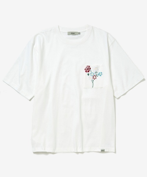 rehacer(レアセル)の「rehacer : Retro Flower Relax Fit T-Shirt / レトロ フラワーリラックスフィットTシャツ(Tシャツ/カットソー・メンズ・ブラック/ホワイト・SMALL/MEDIUM/LARGE/X-LARGE)」の6枚目の写真