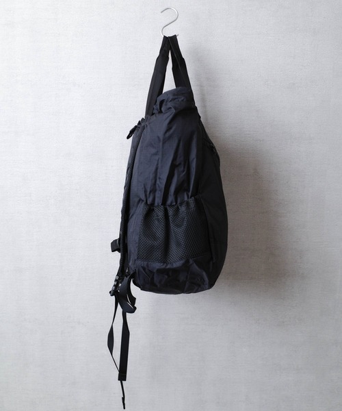 FREDRIK PACKERS（フレドリックパッカーズ）の「【FREDRIK PACKERS】70D 2WAY PACKPACK 70デニール ツーウェイ バックパック（バックパック/リュック・レディース・ブラック/カーキ・FREE）」の17枚目の写真
