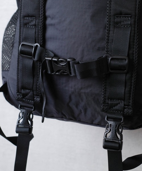 FREDRIK PACKERS（フレドリックパッカーズ）の「【FREDRIK PACKERS】70D 2WAY PACKPACK 70デニール ツーウェイ バックパック（バックパック/リュック・レディース・ブラック/カーキ・FREE）」の19枚目の写真