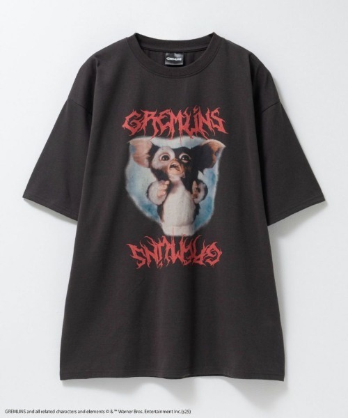 Mac-House(マックハウス)の「【別注デザイン】 GREMLINS ホラーデザインTシャツ(Tシャツ/カットソー・メンズ・オートミール/チャコールグレー・M/L/XL)」の2枚目の写真
