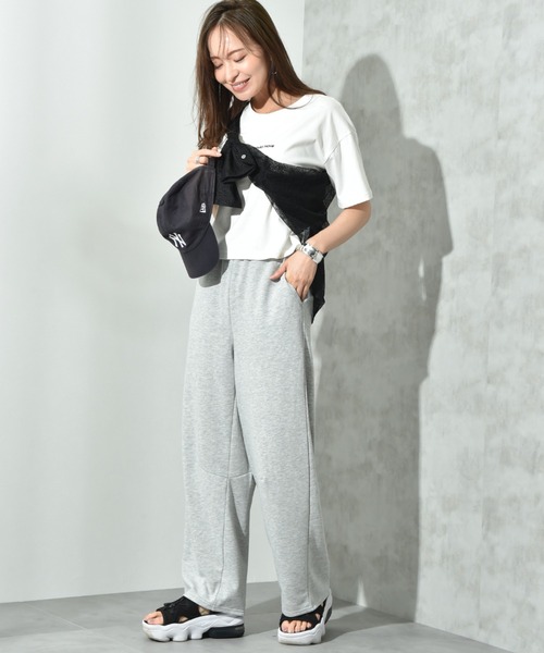 INTERPLANET（インタープラネット）の「裏毛カーブパンツ（その他パンツ・レディース・グレー/ブラック・FREE）」の13枚目の写真
