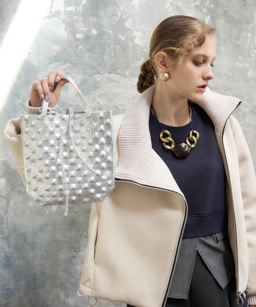 Cepica（セピカ）の「牛床革エンボスミニトート（トートバッグ・レディース・ブラック/シルバー・FREE）」の13枚目の写真