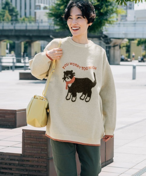 KRIFF MAYER Lady's Collection（クリフメイヤーレディースコレクション）の「【ストレッチ･チクチクしない】もちのびニット(犬派!?猫派!?)（ニット/セーター・レディース・ベージュ/チャコール/ネイビー/イエロー/レッド/ナチュラル・LARGE/MEDIUM）」の4枚目の写真
