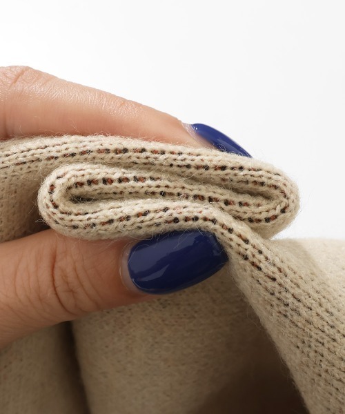 KRIFF MAYER Lady's Collection（クリフメイヤーレディースコレクション）の「【ストレッチ･チクチクしない】もちのびニット(犬派!?猫派!?)（ニット/セーター・レディース・ベージュ/チャコール/ネイビー/イエロー/レッド/ナチュラル・LARGE/MEDIUM）」の13枚目の写真