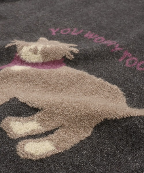 KRIFF MAYER Lady's Collection（クリフメイヤーレディースコレクション）の「【ストレッチ･チクチクしない】もちのびニット(犬派!?猫派!?)（ニット/セーター・レディース・ベージュ/チャコール/ネイビー/イエロー/レッド/ナチュラル・LARGE/MEDIUM）」の21枚目の写真