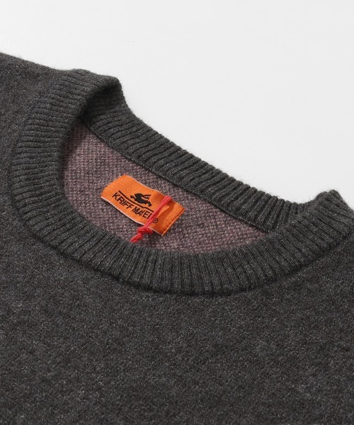 KRIFF MAYER Lady's Collection（クリフメイヤーレディースコレクション）の「【ストレッチ･チクチクしない】もちのびニット(犬派!?猫派!?)（ニット/セーター・レディース・ベージュ/チャコール/ネイビー/イエロー/レッド/ナチュラル・LARGE/MEDIUM）」の17枚目の写真