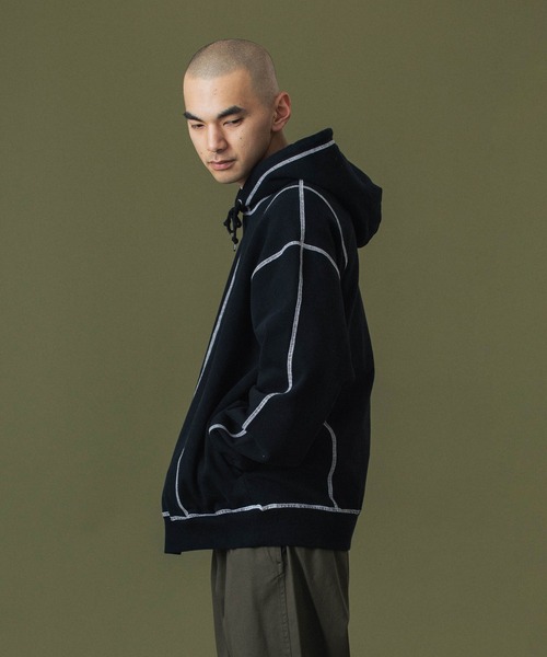 セール】OVAL LOGO PULLOVER HOODED SWEATSHIRT（パーカー）｜XLARGE