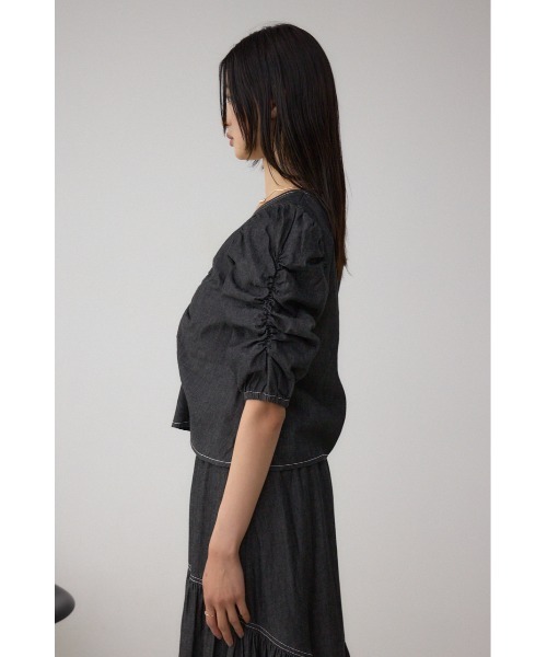 AZUL by moussy（アズールバイマウジー）の「フロントギャザースリーブブラウス（シャツ/ブラウス・レディース・ダークブルー/ブラック・FREE）」の7枚目の写真