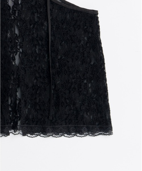 PRANK PROJECT(プランクプロジェクト)の「レースカットアウトキャミトップ / Lace Cut-Out Camisole Top(キャミソール・レディース・ブラック/ホワイト・FREE)」の16枚目の写真