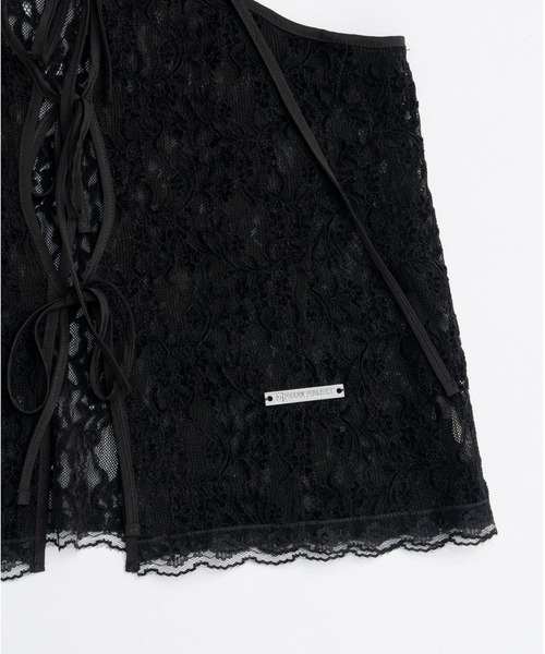 PRANK PROJECT(プランクプロジェクト)の「レースカットアウトキャミトップ / Lace Cut-Out Camisole Top(キャミソール・レディース・ブラック/ホワイト・FREE)」の17枚目の写真