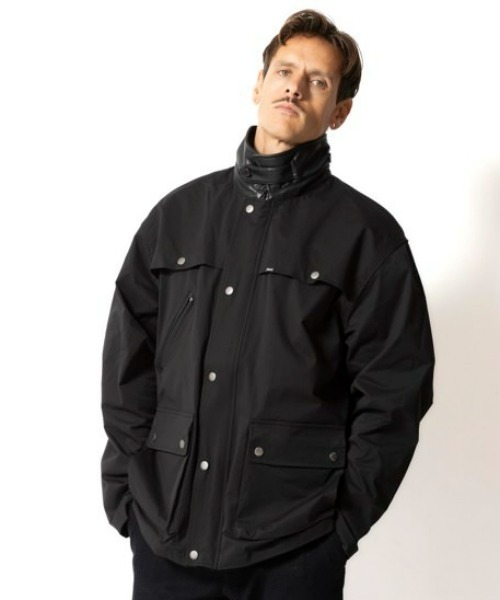 ROARK REVIVAL(ロアークリバイバル)の「【ROARK】 WAYPOINT JACKET(ナイロンジャケット・メンズ・ブラック・LARGE/X-LARGE/MEDIUM)」の5枚目の写真