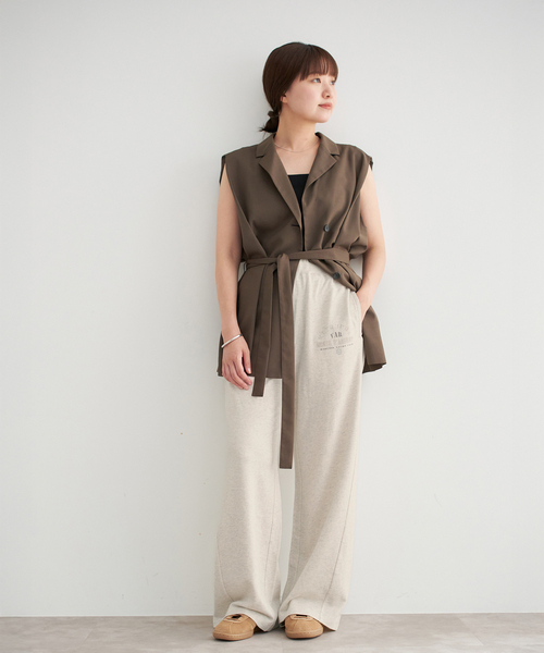 IENA（イエナ）の「フレンチテリーストレートパンツ（スウェットパンツ・レディース・アイボリー/チャコールグレー・38/36）」の4枚目の写真