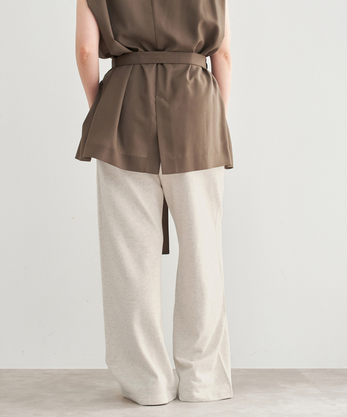 IENA（イエナ）の「フレンチテリーストレートパンツ（スウェットパンツ・レディース・アイボリー/チャコールグレー・38/36）」の15枚目の写真