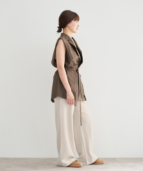 IENA（イエナ）の「フレンチテリーストレートパンツ（スウェットパンツ・レディース・アイボリー/チャコールグレー・38/36）」の21枚目の写真