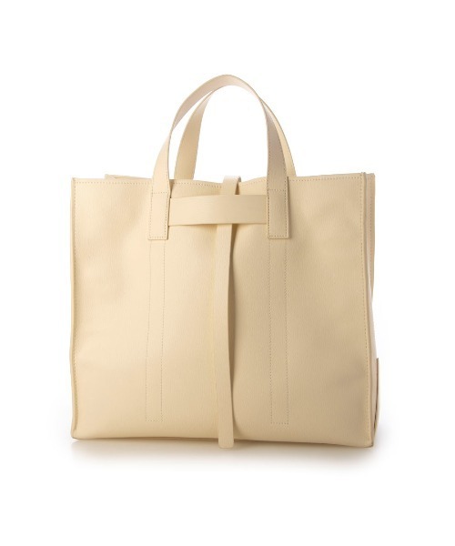 Tomieco(トミエコ)の「A4対応 LEATHER トートバッグ 本革 スクエア(ショルダーバッグ・レディース・ブラウン/ダークブラウン/ベージュ/ブラック・FREE)」の4枚目の写真