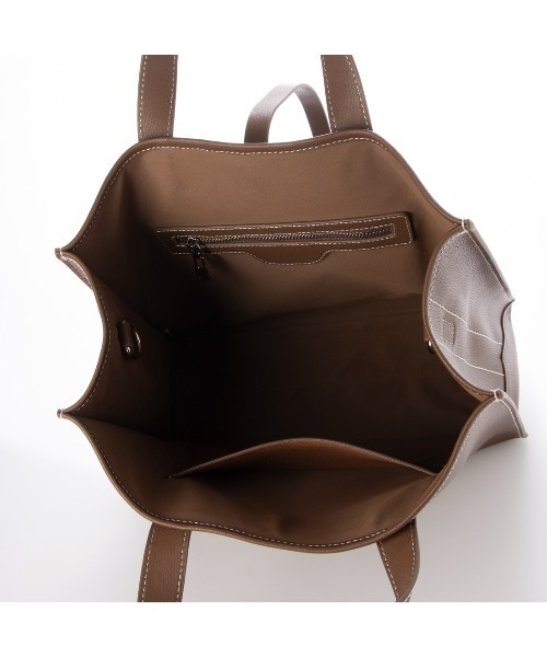 Tomieco(トミエコ)の「A4対応 LEATHER トートバッグ 本革 スクエア(ショルダーバッグ・レディース・ブラウン/ダークブラウン/ベージュ/ブラック・FREE)」の12枚目の写真