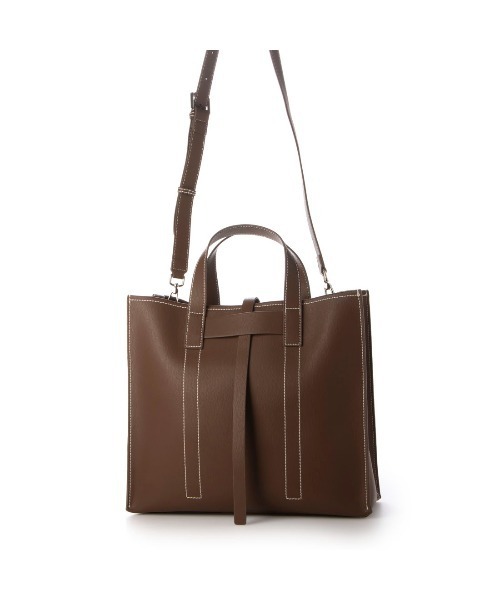 Tomieco(トミエコ)の「A4対応 LEATHER トートバッグ 本革 スクエア(ショルダーバッグ・レディース・ブラウン/ダークブラウン/ベージュ/ブラック・FREE)」の14枚目の写真