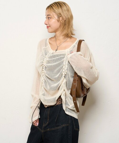 WHO'S WHO gallery(フーズフーギャラリー)の「コードデザインニットソートップス(Tシャツ/カットソー・レディース・アイボリー/ブラック/ブラウン・FREE)」の6枚目の写真