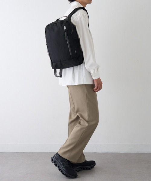 MAGASIN DE MODE TOOLS(マガジンデモードトゥールズ)の「【MAGASIN DE MODE TOOLS】コンパクト軽量デイパック 10L 9306 MKS(バックパック/リュック・メンズ・ブラック/オレンジ・FREE)」の3枚目の写真