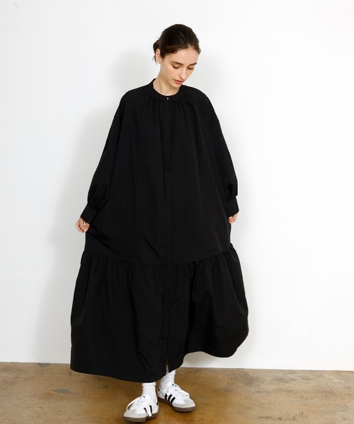 DRAW(ドロー)の「DRAW(ドロー) / スタンドカラー ロングシャツワンピース(シャツワンピース・レディース・ブラック/グレー・MEDIUM/LARGE)」の4枚目の写真