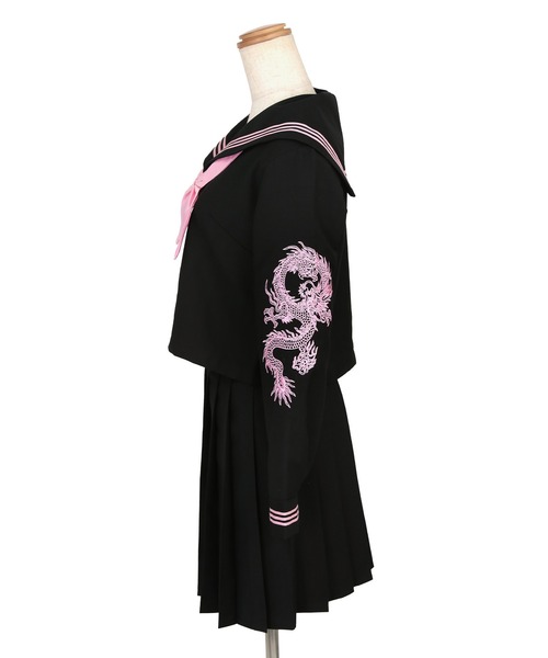 Tika（ティカ）の「コスプレ 制服 セーラー服 かわいい ドラゴン刺繍 体型カバー 長袖 プリーツ ミニ フレアスカート 4点セット（コスチューム/パーティーグッズ・レディース・ブラック×ホワイト/ブラック×ピンク・L/S）」の15枚目の写真