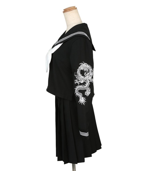 Tika（ティカ）の「コスプレ 制服 セーラー服 かわいい ドラゴン刺繍 体型カバー 長袖 プリーツ ミニ フレアスカート 4点セット（コスチューム/パーティーグッズ・レディース・ブラック×ホワイト/ブラック×ピンク・L/S）」の18枚目の写真