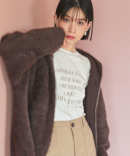 Doux archives（ドゥアルシーヴ）の「ラウンドロゴロンTee（Tシャツ/カットソー・レディース・アイボリー/オフホワイト/ブルー・FREE）」の14枚目の写真