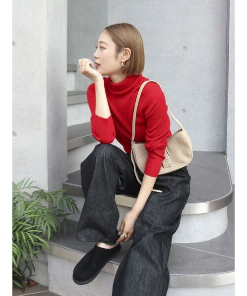 Ungrid（アングリッド）の「ウォッシャブルタートルニット（ニット/セーター・レディース・グレー/アイボリー/ブラック/レッド/グリーン/イエロー・FREE）」の8枚目の写真