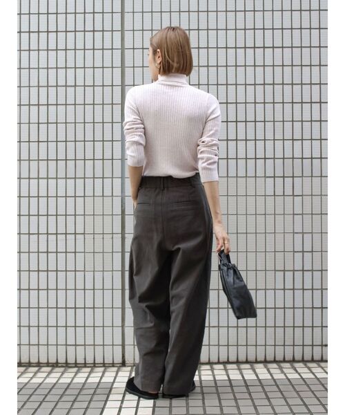 Ungrid（アングリッド）の「ウォッシャブルタートルニット（ニット/セーター・レディース・グレー/アイボリー/ブラック/レッド/グリーン/イエロー・FREE）」の20枚目の写真