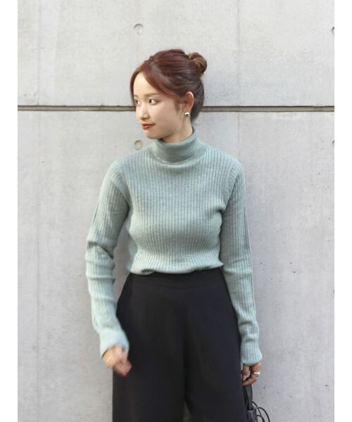 Ungrid（アングリッド）の「ウォッシャブルタートルニット（ニット/セーター・レディース・グレー/アイボリー/ブラック/レッド/グリーン/イエロー・FREE）」の21枚目の写真