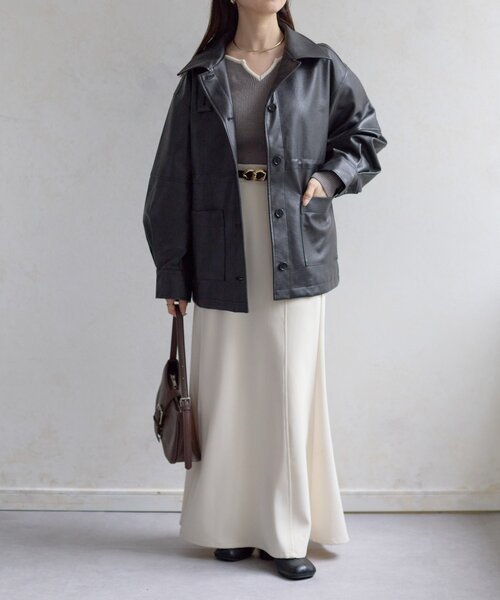 Thevon（ゼボン）の「スタンドネック合皮カバーオール（ブルゾン・レディース・ブラック/ブラウン・FREE）」の8枚目の写真