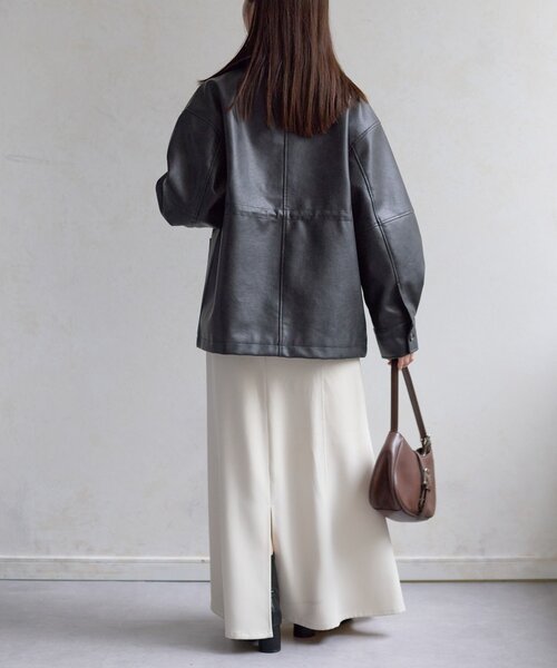 Thevon（ゼボン）の「スタンドネック合皮カバーオール（ブルゾン・レディース・ブラック/ブラウン・FREE）」の9枚目の写真